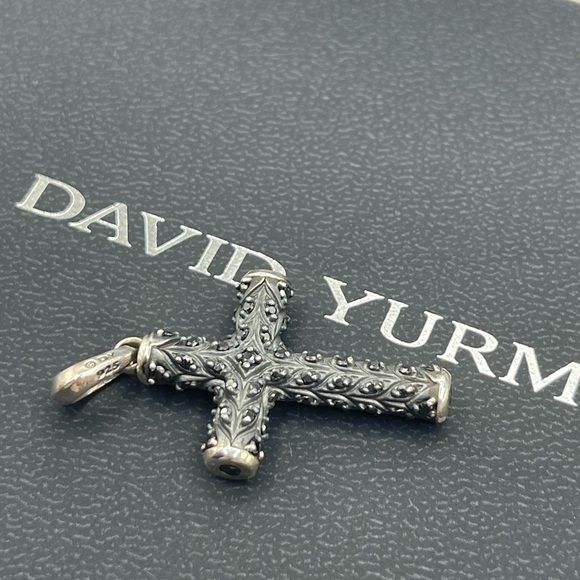David Yurman Chevron Cross with Black Diamonds Pendant - Picture 8 of 10